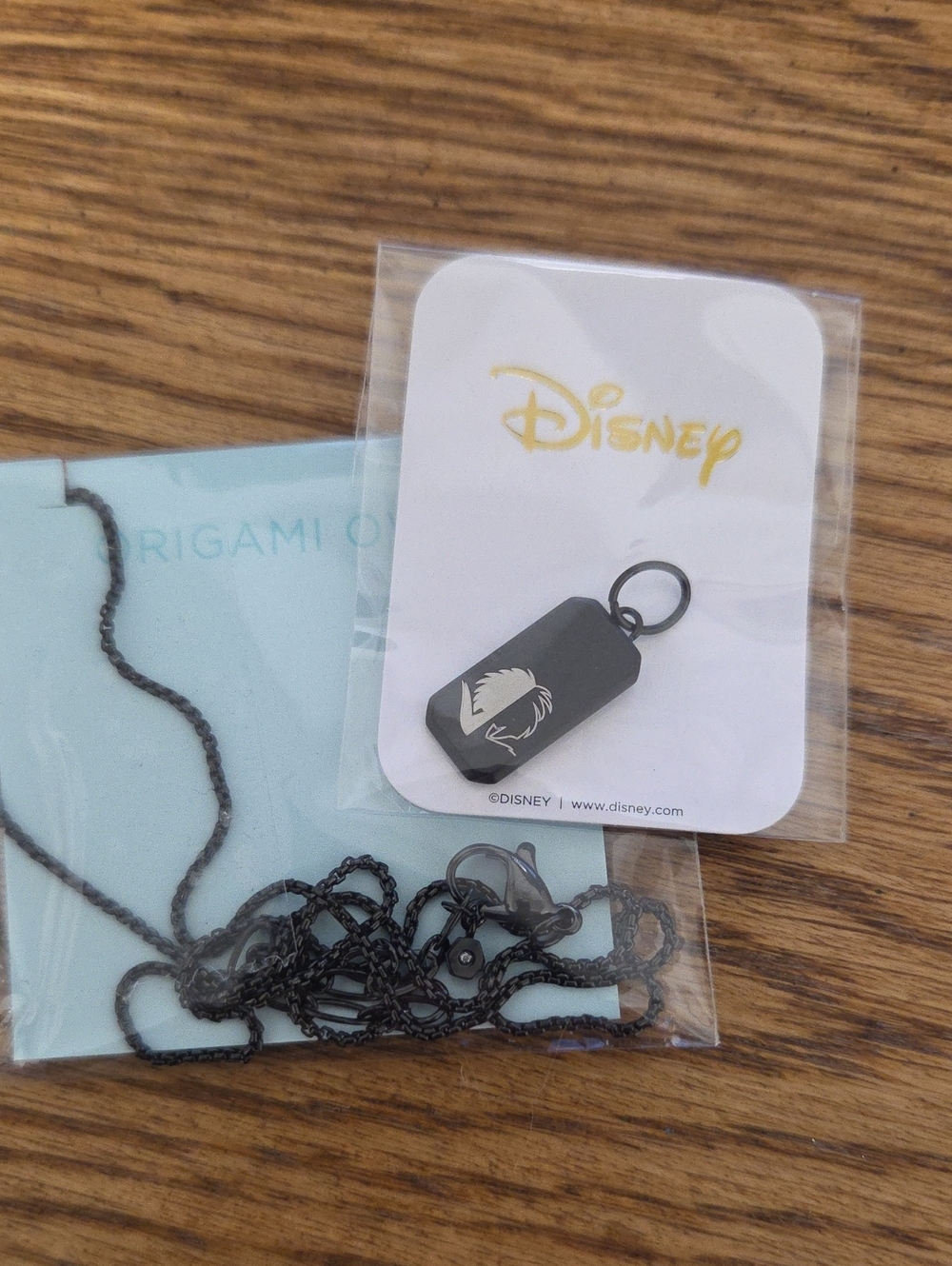 Origami Owl Black Disney Pendant Tag and Chain - CRUELLA DE VILLE